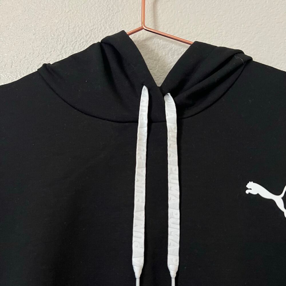Puma logo crop hoodie top long sleeve black 846115 - Picture 2 of 8